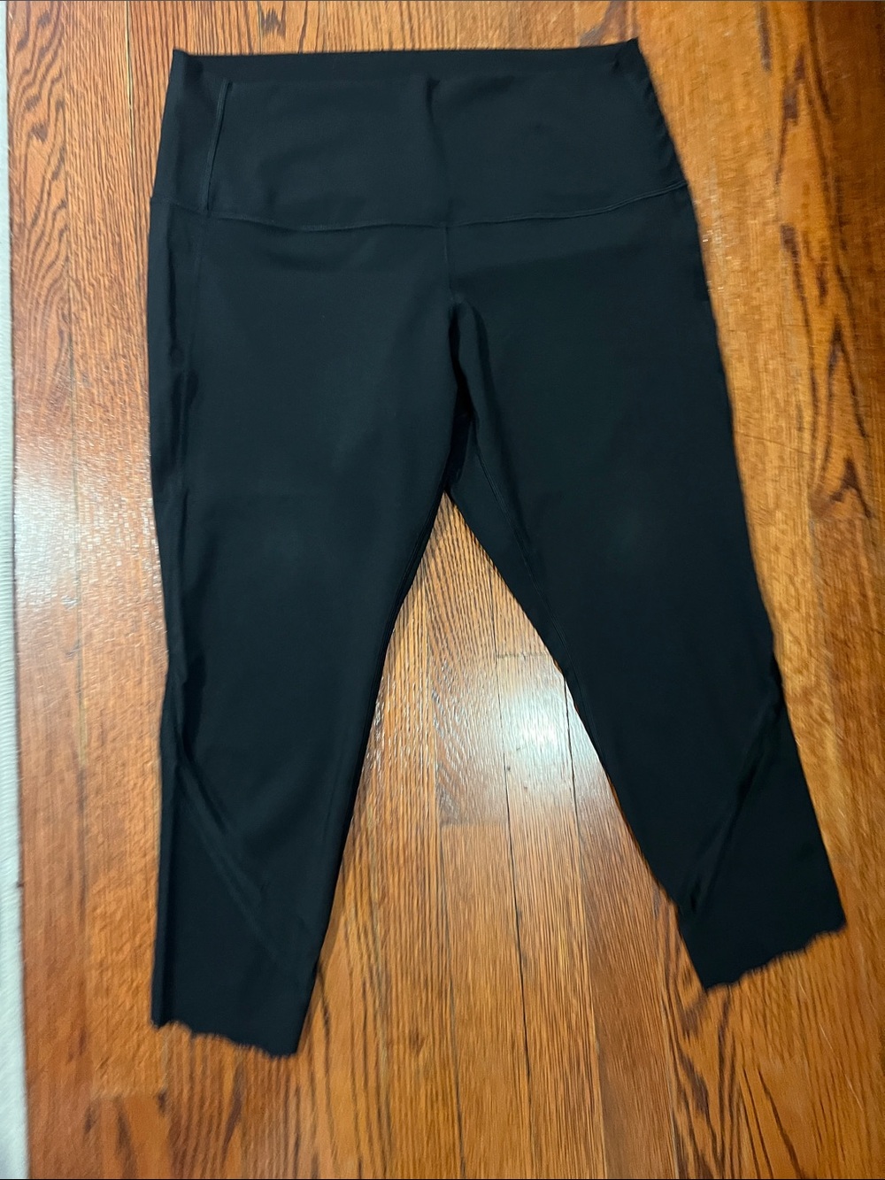 Lululemon Women's Black High-Waist Performance leggings size 16